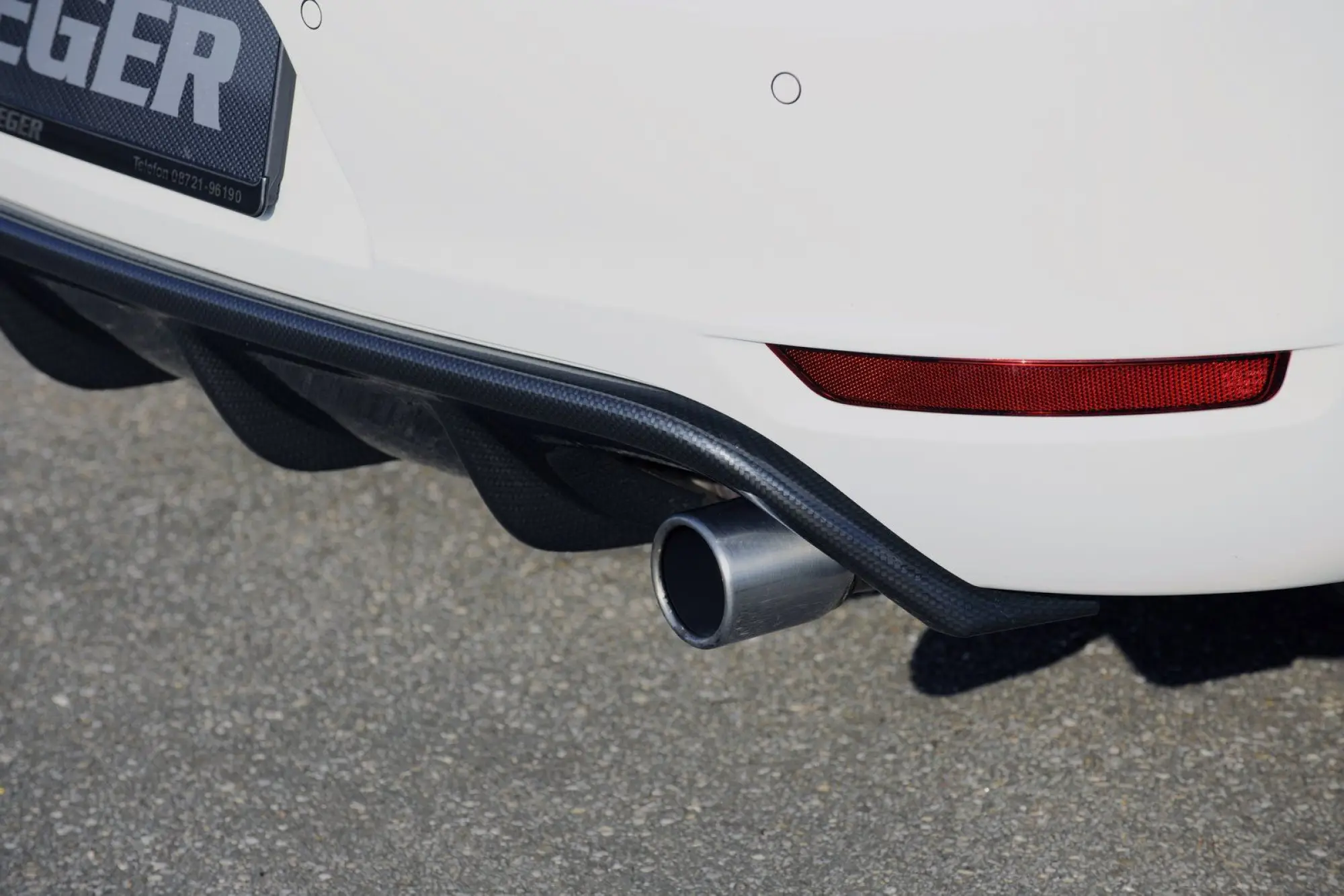 Volkswagen Golf VI GTI by Rieger - 12