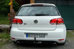 Volkswagen Golf VII foto spia giugno 2011 - 1
