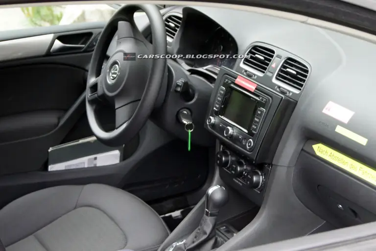 Volkswagen Golf VII foto spia giugno 2011 - 5