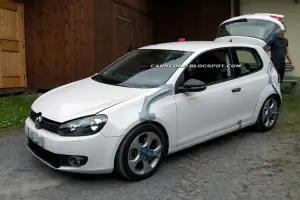 Volkswagen Golf VII foto spia giugno 2011 - 6