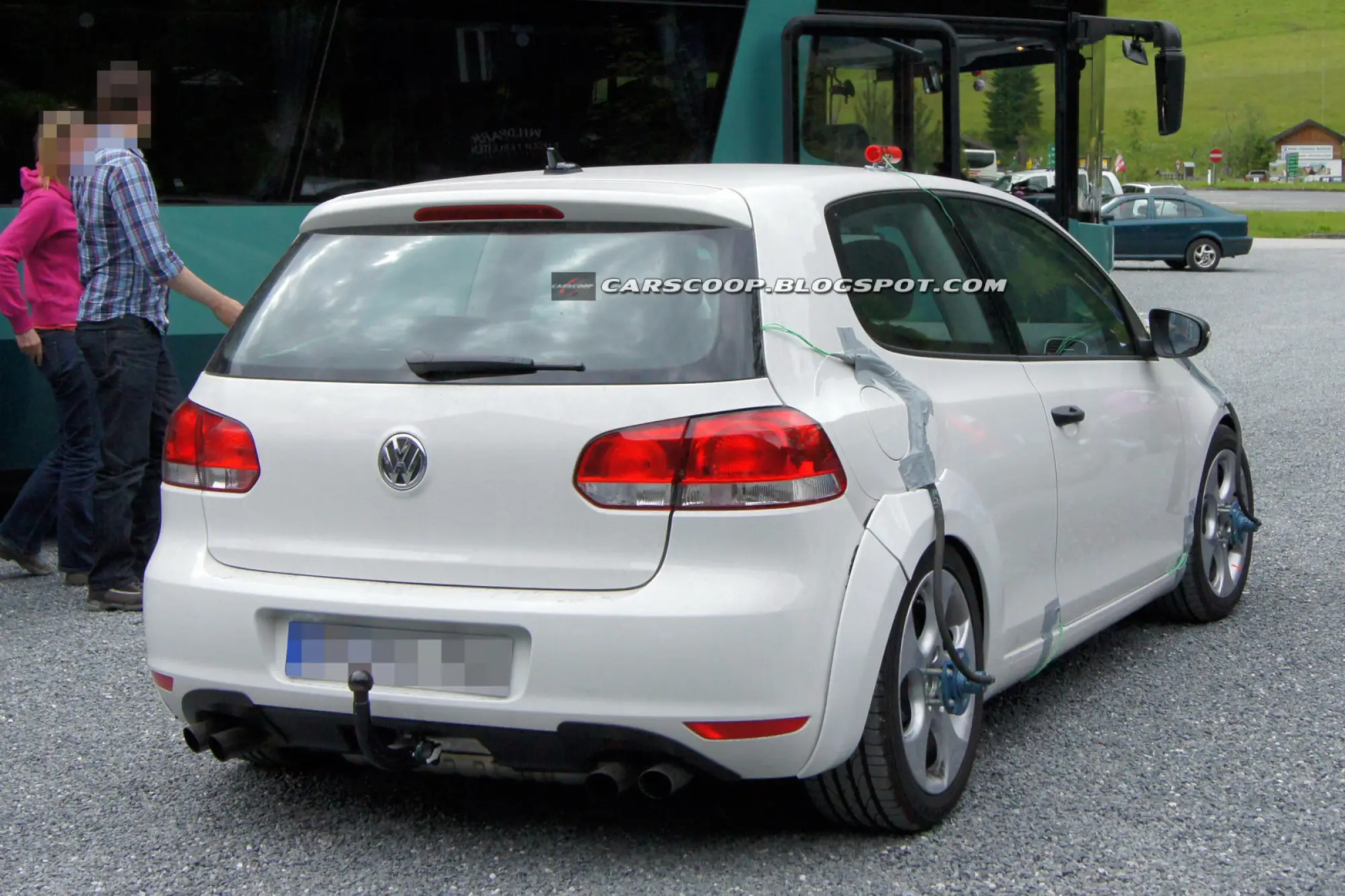 Volkswagen Golf VII foto spia giugno 2011 - 10