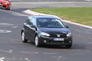 Volkswagen Golf VII: foto spia Nurburgring