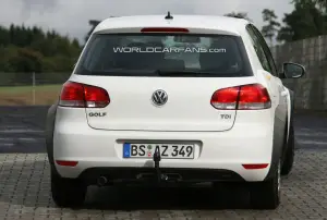 Volkswagen Golf VII: foto spia