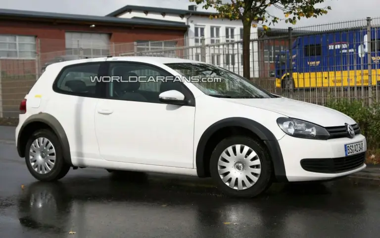 Volkswagen Golf VII: foto spia - 6