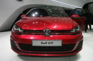 Volkswagen Golf VII GTI - Salone di Parigi 2012 - 5