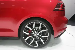 Volkswagen Golf VII GTI - Salone di Parigi 2012