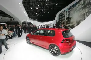 Volkswagen Golf VII GTI - Salone di Parigi 2012