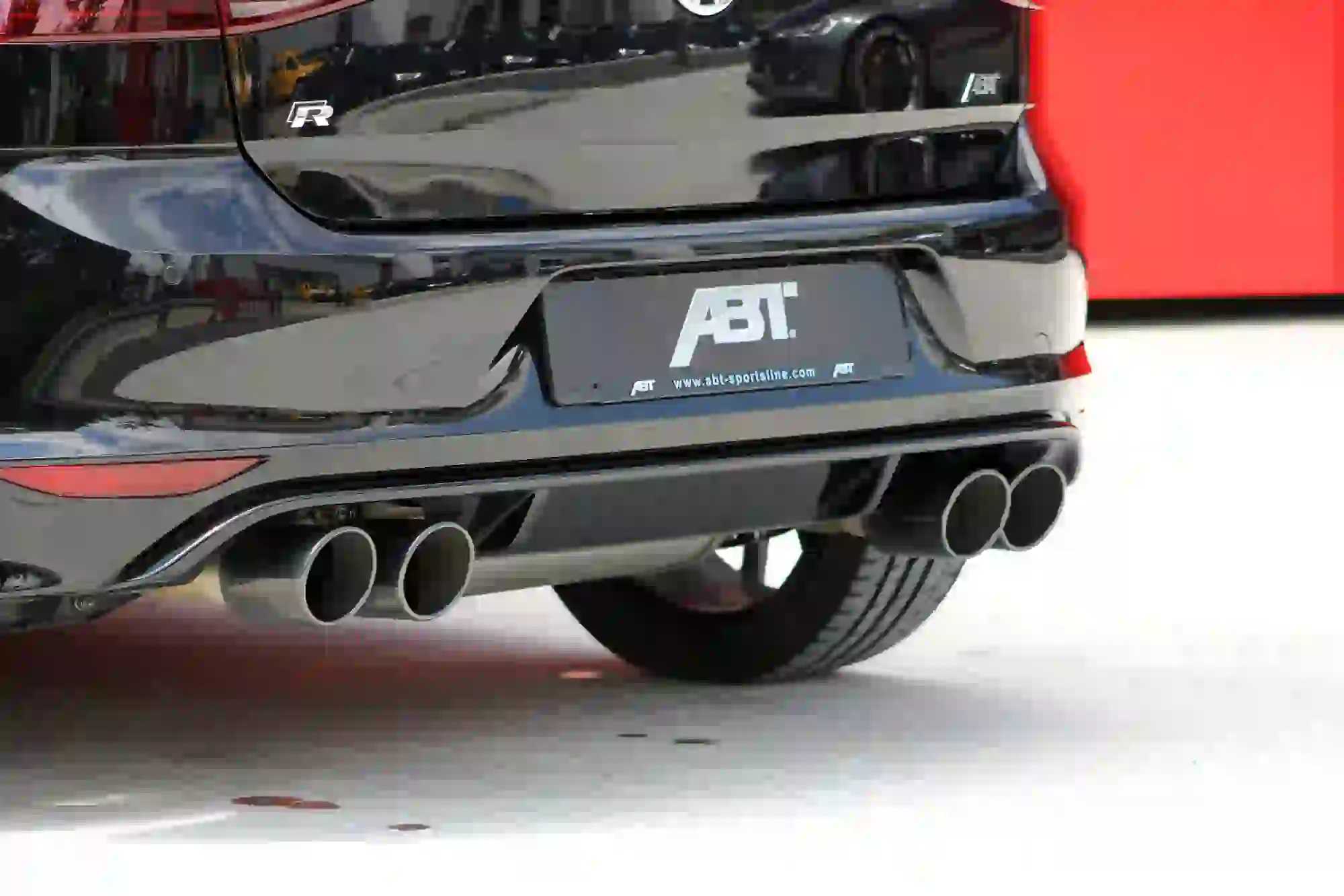 Volkswagen Golf VII R by ABT Sportsline - 5