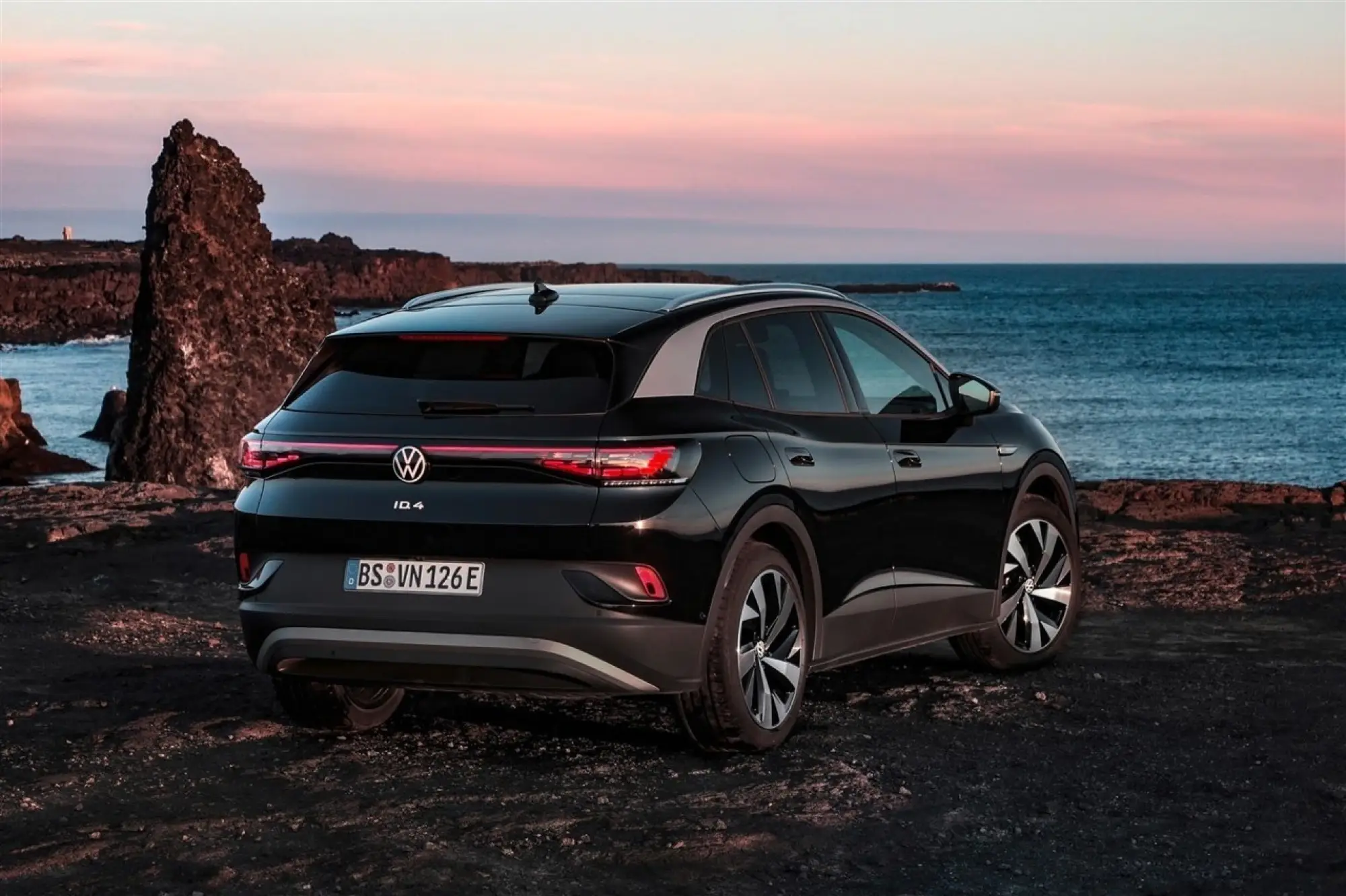 Volkswagen ID 4 Pro 4Motion - Foto ufficiali - 7