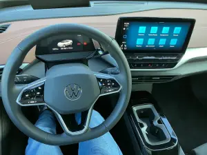Volkswagen ID 5 2022 - Come va - 17