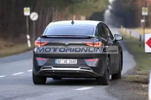 Volkswagen ID 5 - Foto spia 19-4-2021
