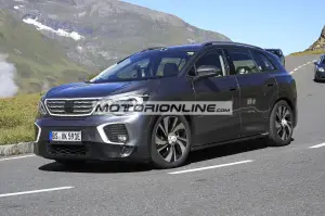 Volkswagen ID 6 - Foto spia 8-9-2020