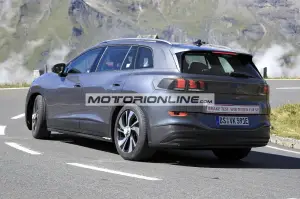 Volkswagen ID 6 - Foto spia 8-9-2020