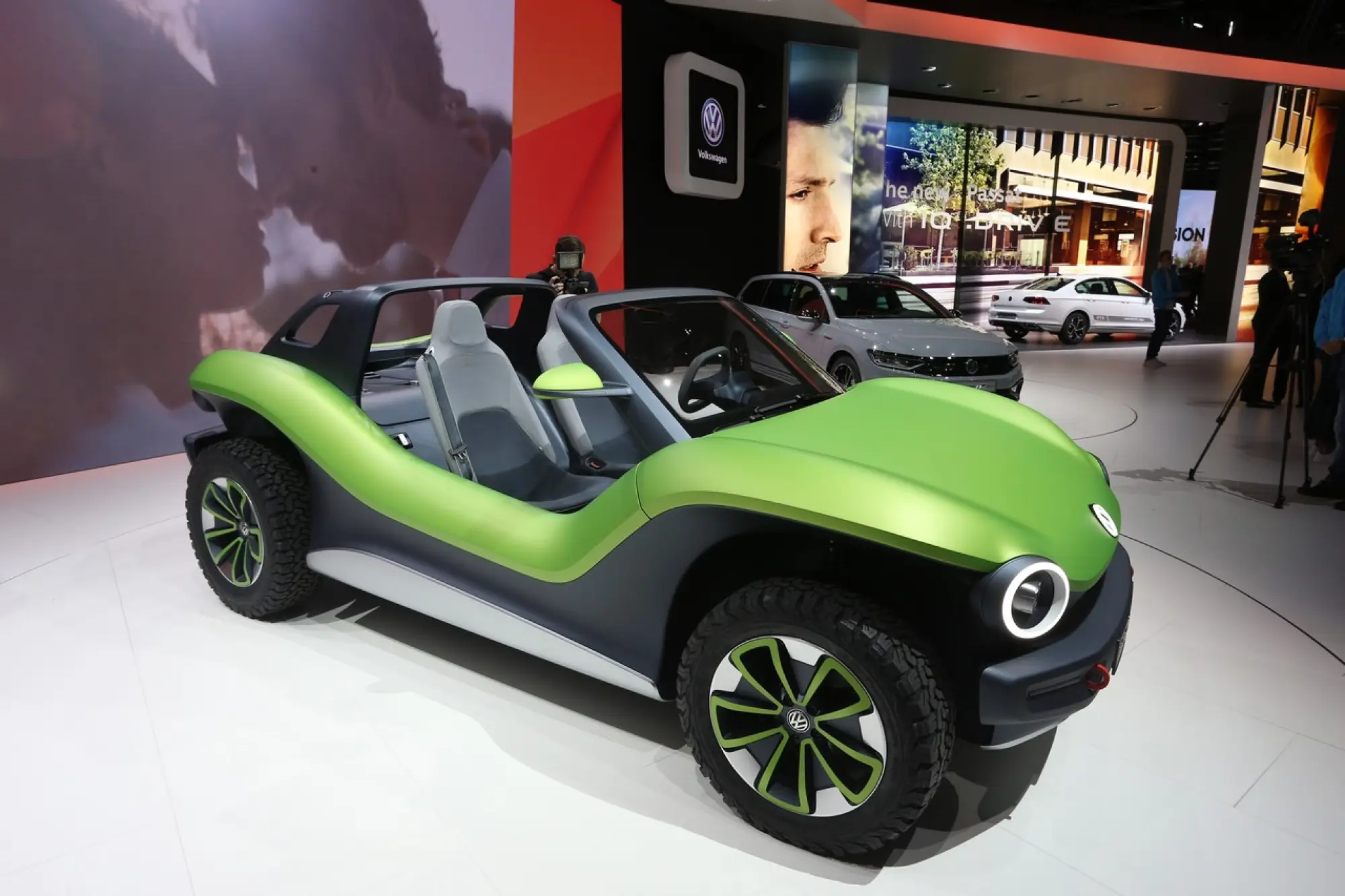 Volkswagen ID. Buggy - foto live Salone di Ginevra 2019  - 9