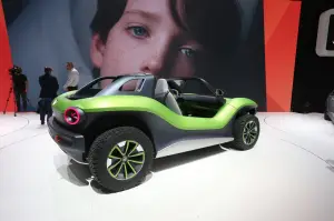 Volkswagen ID. Buggy - foto live Salone di Ginevra 2019  - 3