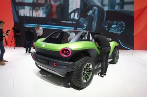 Volkswagen ID. Buggy - foto live Salone di Ginevra 2019  - 4