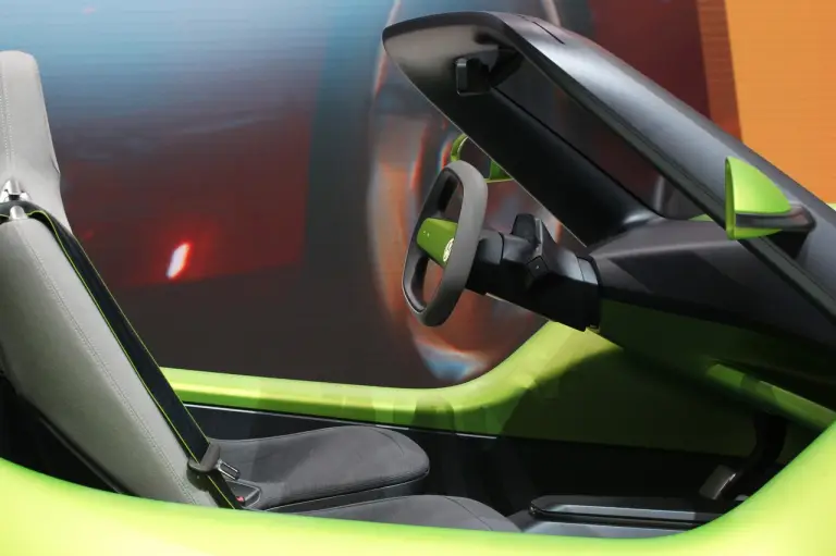 Volkswagen ID Buggy - Salone di Ginevra 2019 - 6
