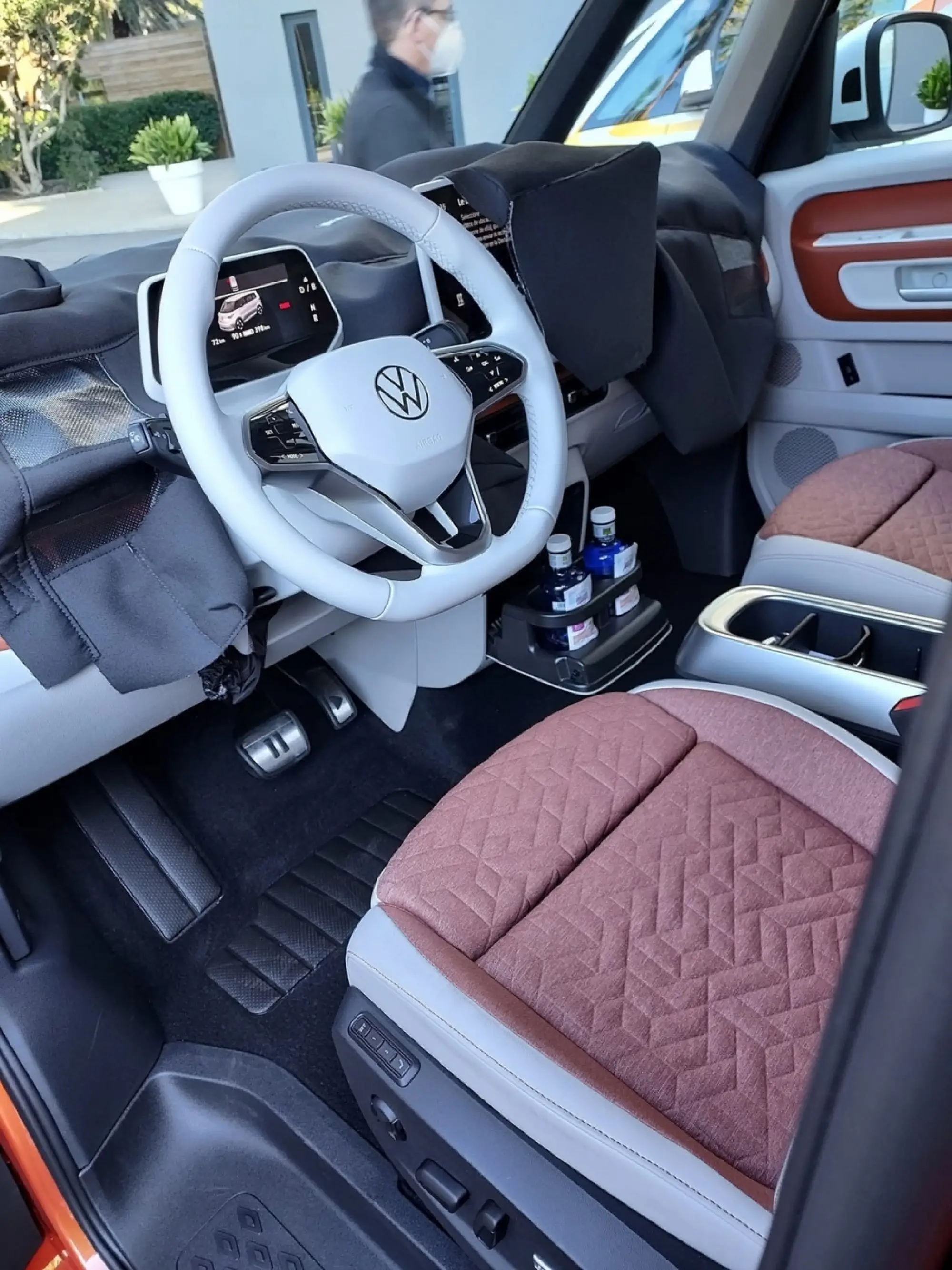 Volkswagen ID.Buzz - Foto spia interni - 4
