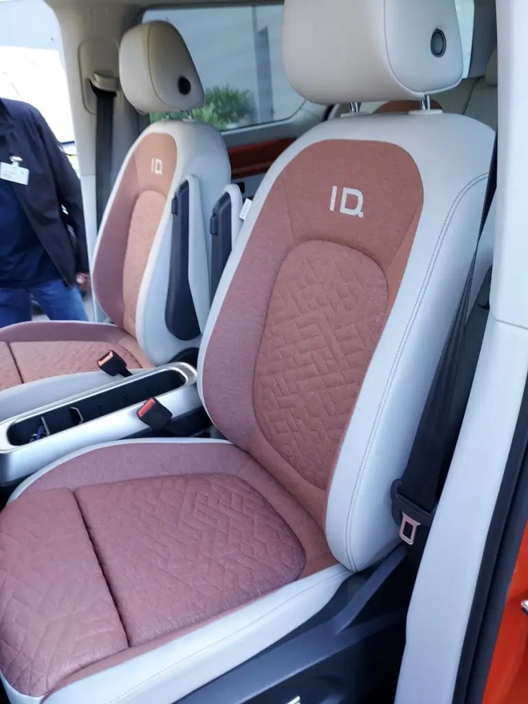 Volkswagen ID.Buzz - Foto spia interni - 2
