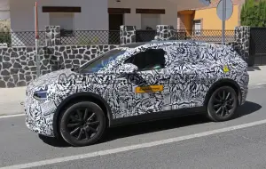 Volkswagen ID Crozz - Foto spia 01-08-2019