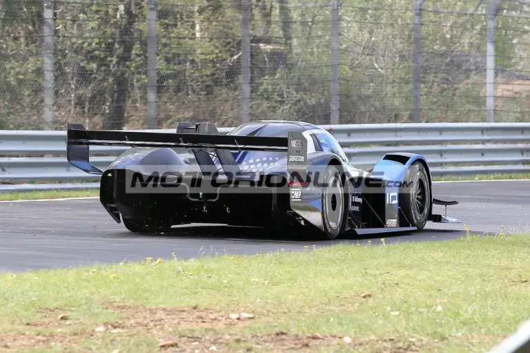 Volkswagen ID R - Foto spia 26-4-2019 - 10