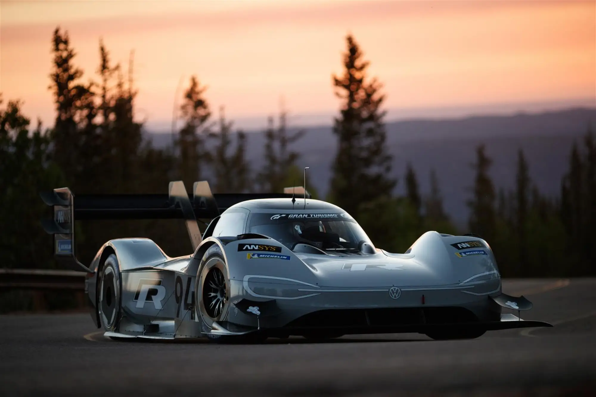 Volkswagen ID R Pikes Peak - Livrea - 1