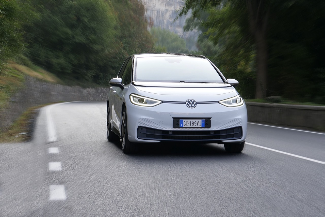 Volkswagen ID3 - Prova su Strada 