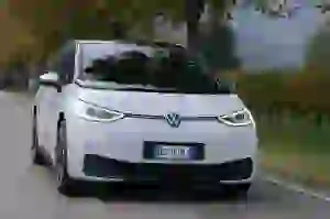Volkswagen ID3 - Prova su Strada 