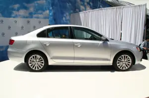 Volkswagen Jetta 2011 (2)