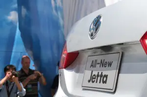 Volkswagen Jetta 2011 (2) - 6