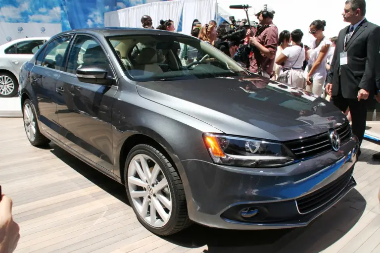 Volkswagen Jetta 2011 (2) - 14