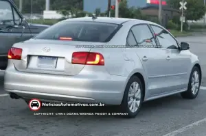 Volkswagen Jetta 2011 spy - 2