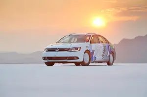 Volkswagen Jetta Hybrid - Record a Bonneville - 7