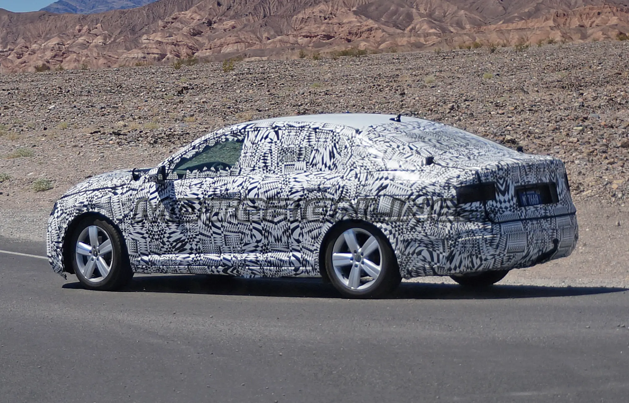 Volkswagen Jetta MY 2019 - Foto spia 22-06-2017 - 7