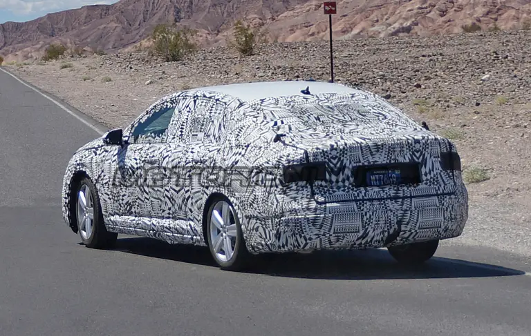 Volkswagen Jetta MY 2019 - Foto spia 22-06-2017 - 9