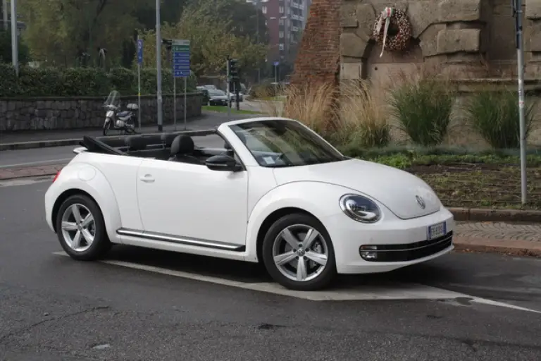 Volkswagen Maggiolino Cabrio: prova - 1