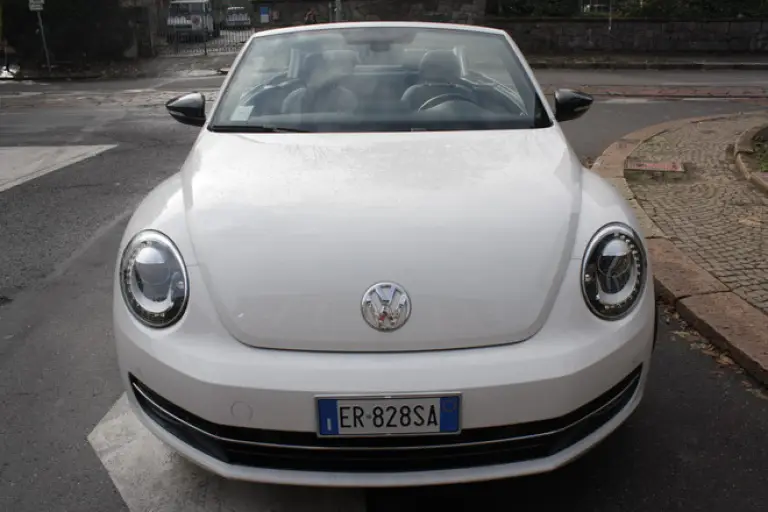Volkswagen Maggiolino Cabrio: prova - 13