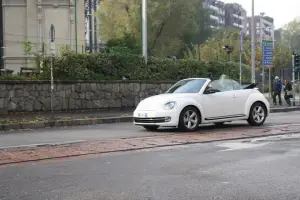 Volkswagen Maggiolino Cabrio: prova - 22