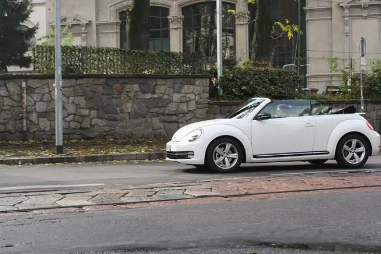 Volkswagen Maggiolino Cabrio: prova - 25
