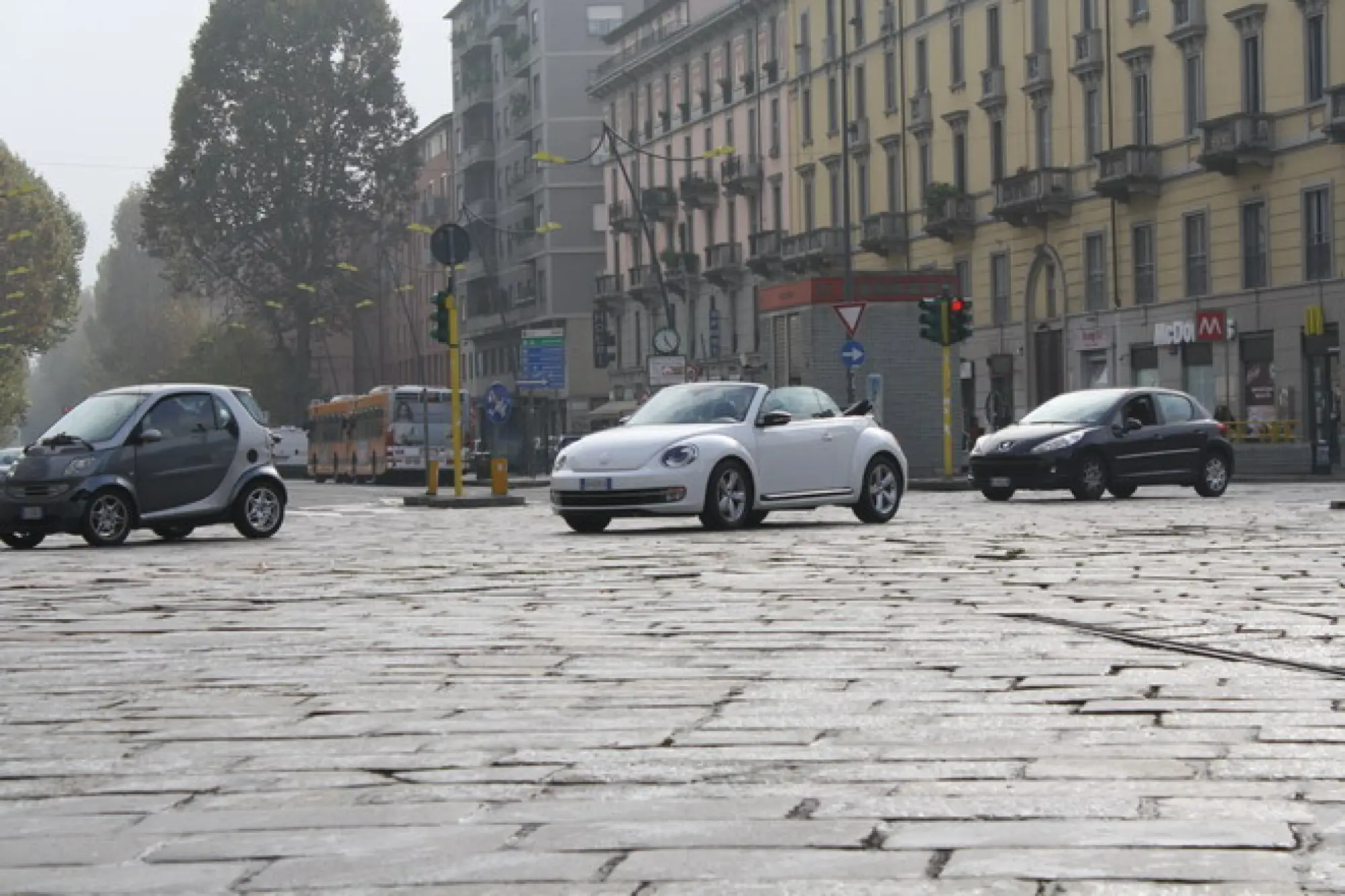 Volkswagen Maggiolino Cabrio: prova - 28