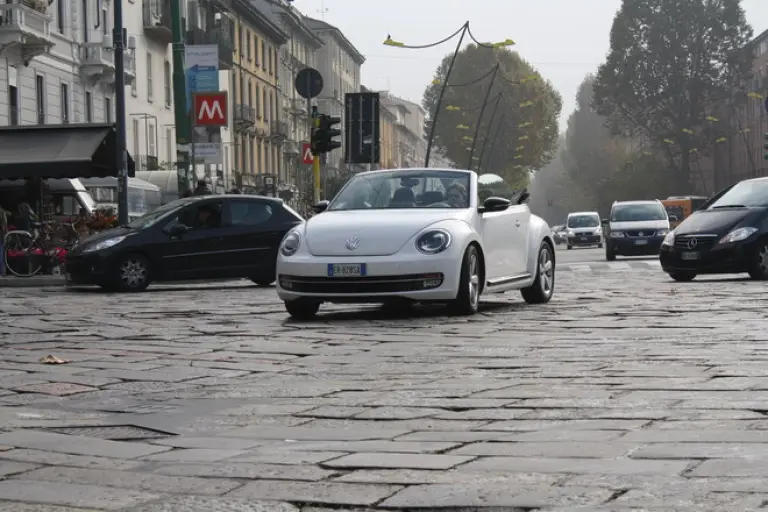 Volkswagen Maggiolino Cabrio: prova - 32
