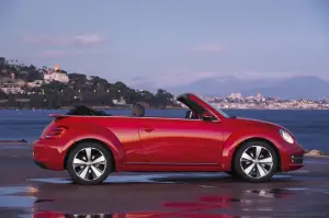 Volkswagen Maggiolino Cabriolet - 2013