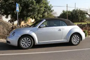 Volkswagen Maggiolino cabriolet spy