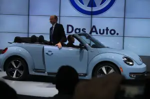 Volkswagen Maggiolino Cabriolet - Salone di Los Angeles 2012 - 3