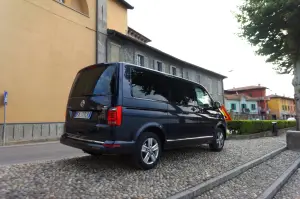 Volkswagen Multivan Prova su strada 2016