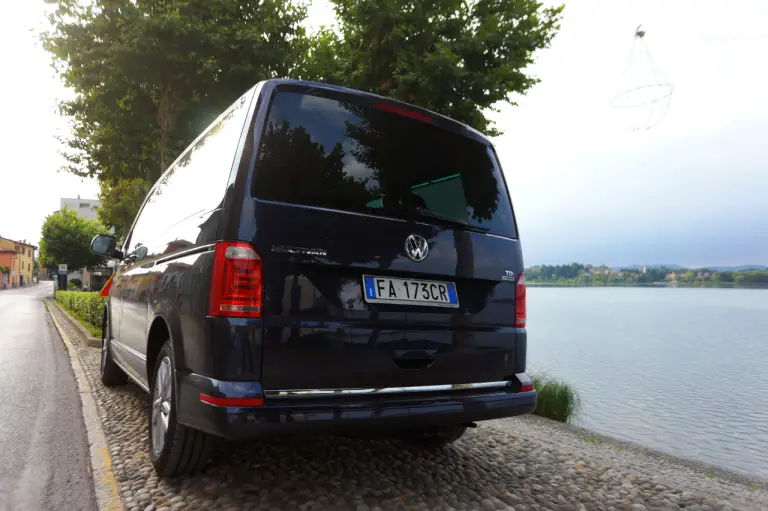 Volkswagen Multivan Prova su strada 2016 - 43