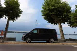 Volkswagen Multivan Prova su strada 2016