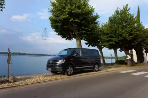 Volkswagen Multivan Prova su strada 2016