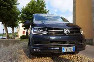 Volkswagen Multivan Prova su strada 2016