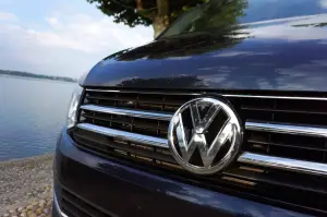 Volkswagen Multivan Prova su strada 2016